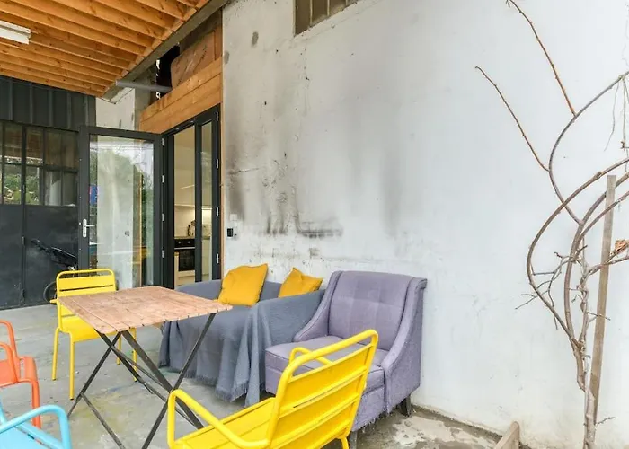 Loft Urban Garden: 4 People - Wifi Fiber - Terrace Grenoble