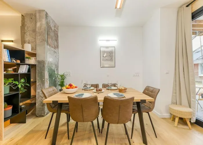 Loft Urban Garden: 4 People - Wifi Fiber - Terrace Apartment