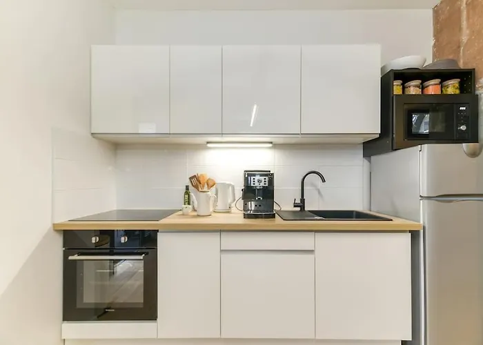 Loft Urban Garden: 4 People - Wifi Fiber - Terrace *