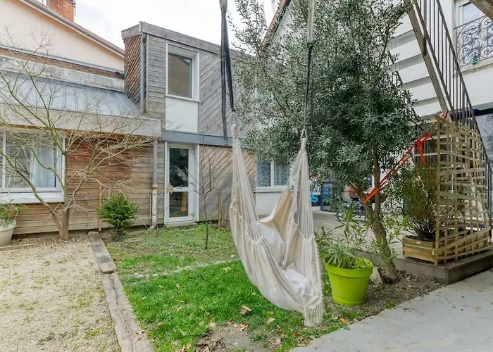 Apartment Loft Urban Garden: 4 People - Wifi Fiber - Terrace